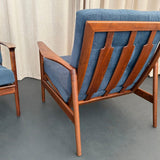 Pair Of Scandinavian Modern Lounge Chairs By Ib Kofod-Larsen For Selig