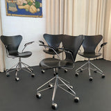 Arne Jacobsen Black Series 7 Swivel Adjustable Armchair Model 3217 Fritz Hansen