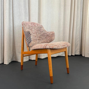 Scandinavian Modern Upholstered Penguin Chair By Ib Kofod-Larsen For Selig