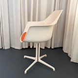 Mid-Century Modern Fiberglass Pedestal Arkana Chair by Maurice Burke