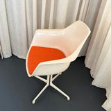 Mid-Century Modern Fiberglass Pedestal Arkana Chair by Maurice Burke