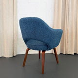 Eero Saarinen For Knoll Wood Executive Armchair In Blue Bouclé