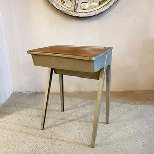 Mid-Century Modern School Desk by James W. Leonard For Knoll Associates