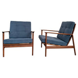 Pair Of Scandinavian Modern Lounge Chairs By Ib Kofod-Larsen For Selig