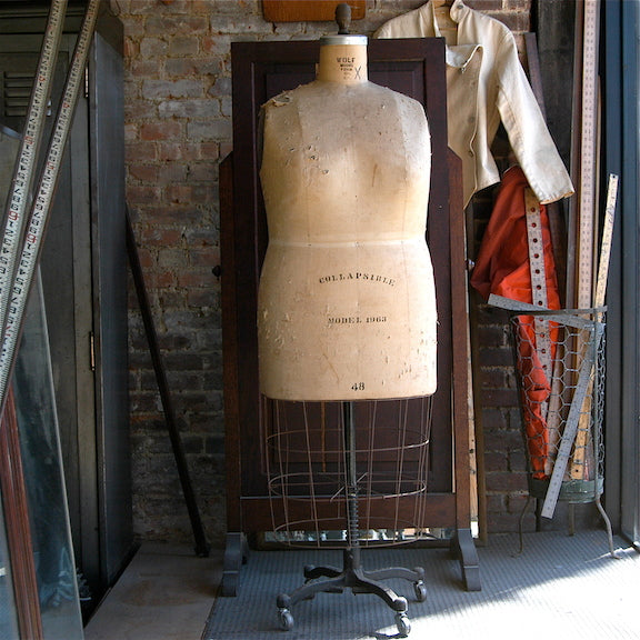 Vintage, extra large, size 48, Wolf, collapsible model dress form mannequin cityFoundry Vintage, extra large, size 48, Wolf, collapsible model dress form mannequin cityFoundry