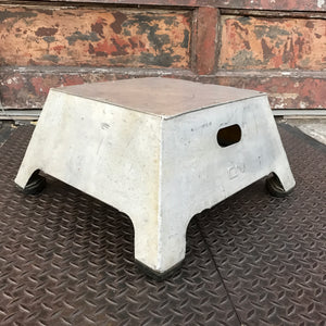 Aluminum Train Stool