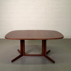 Danish Modern Teak Extension Dining Table By Niels O. Moller, Gudme Mobilfabrik