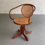 Bentwood Rattan Swivel Chair, Model 5501 By Thonet For ZPM Radomsko