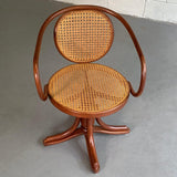 Bentwood Rattan Swivel Chair, Model 5501 By Thonet For ZPM Radomsko