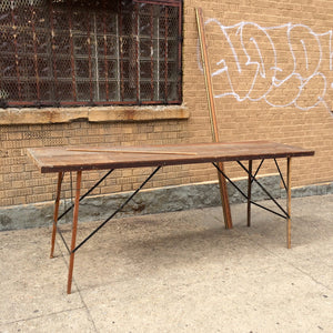 Collapsible Wallpaper Table