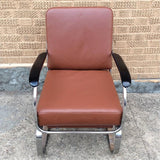 KEM Weber Lounge Chair